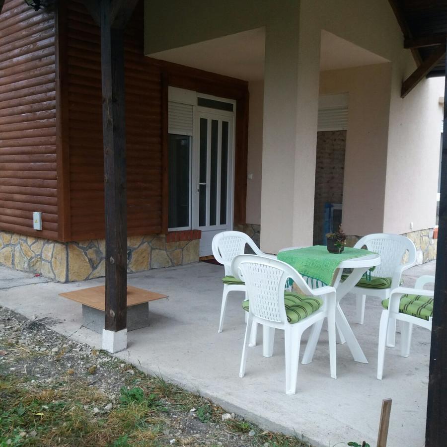 Vitas Kremna Bagian luar foto